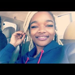 Meet your Posher, Ariel